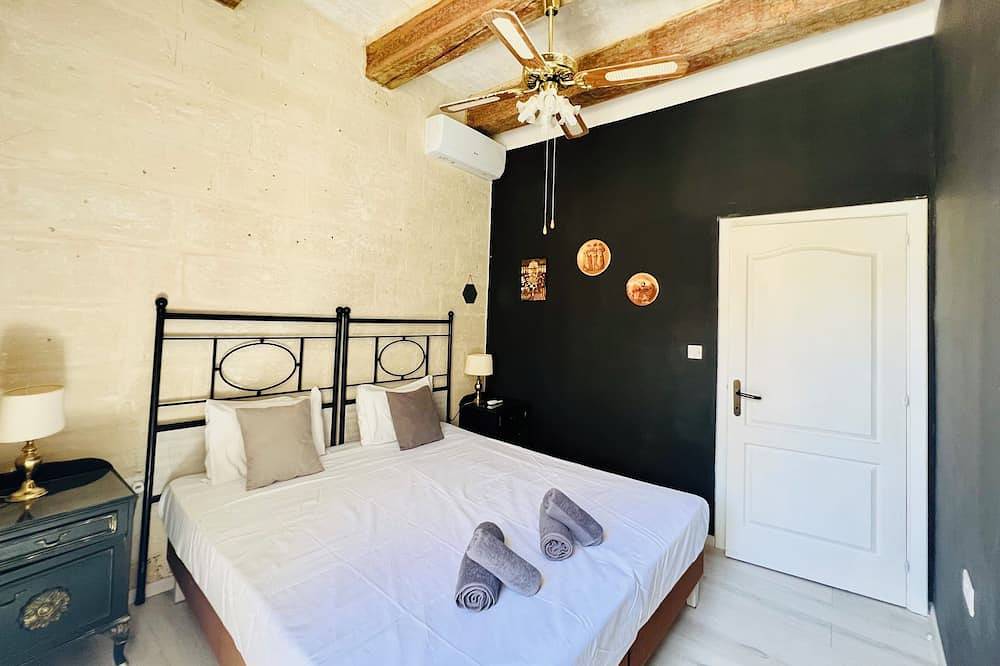 Entire apartment, Bright Loft in Center • Near Grand Master Palace in Valletta, Malta Island