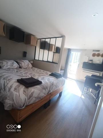 Gîte pour 3 personnes, avec vue et terrasse dans Pont-à-Mousson