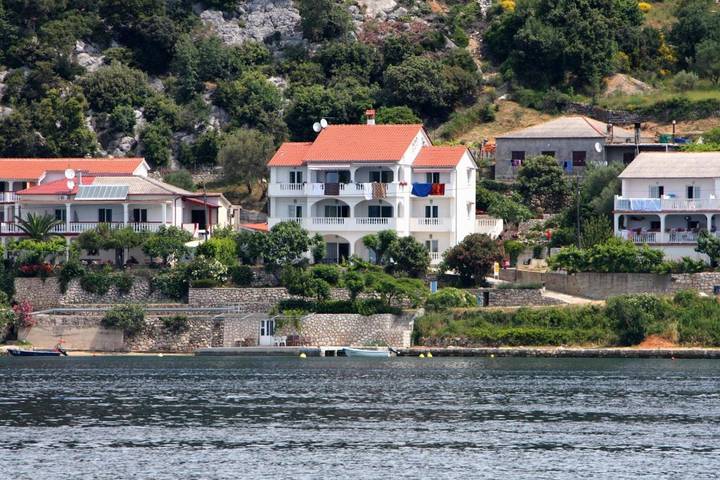 BnB für 3 Personen, mit Terrasse, mit Haustier auf Rab