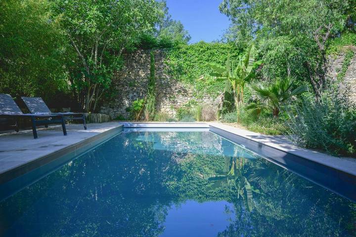 Maison de vacances pour 22 personnes, avec terrasse ainsi que piscine et jardin - 1