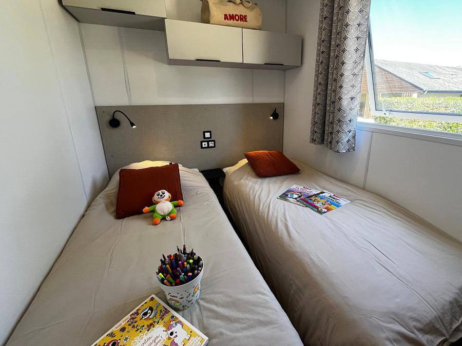 Camping Sunêlia la Baie de Saint Pol - Mobilheim 4 personen - Prestige - 2 Zimmer - 26m² in Saint-Pol-de-Léon, Ceinture Dorée