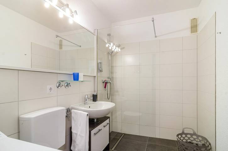 Hel lägenhet, Apartment 'Alex' with Lake View, Balcony, and Wi-Fi in Meersburg, Region Bodensee-Oberschwaben