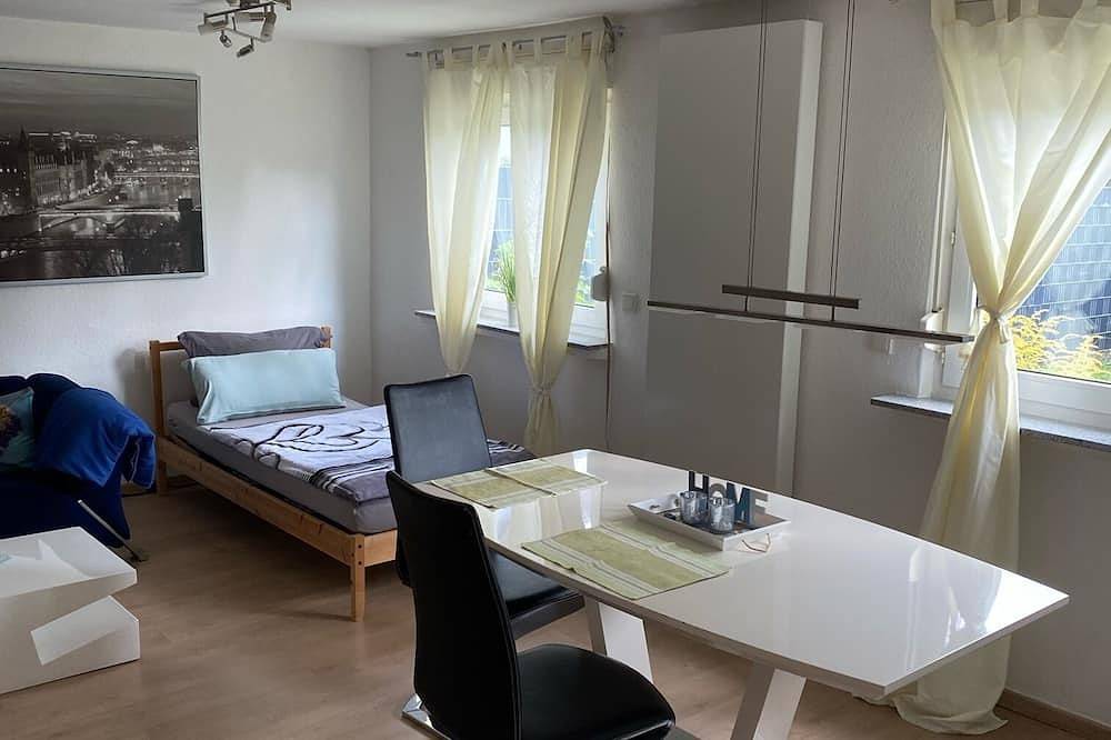 Ganze Wohnung, Köln/Messe nahe Gäste/Monteur Apartment 2 Zi. 2Pers 40qm in Bergisch Gladbach, Rheinisch-Bergischer Kreis