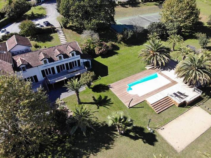 Villa pour 11 personnes, avec piscine ainsi que jardin et vue à Bayonne - 3