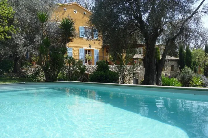 Chalet para 8 personas, con piscina además de jardín y terraza - 1