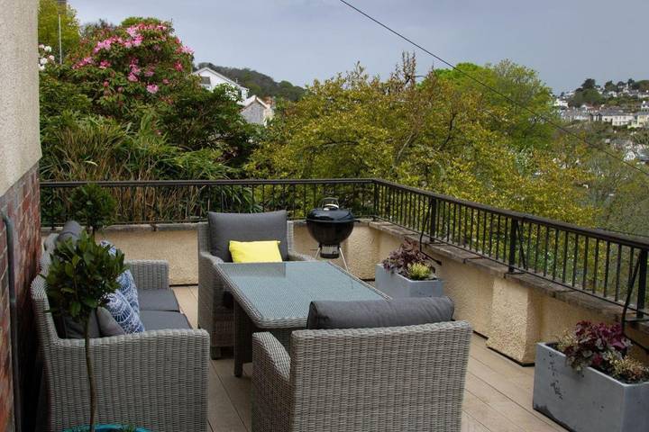 Holiday rental for 6 people, with garden and view, child-friendly in Noss Mayo
