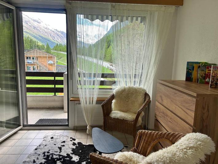 Ferienwohnung für 2 Personen, mit Balkon und Garten sowie Ausblick in Randa - 4