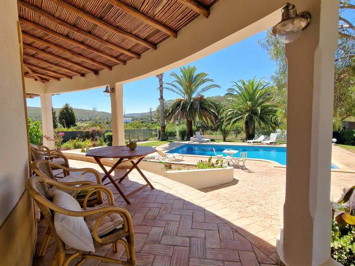 Villa für 8 Personen, mit Terrasse und Garten