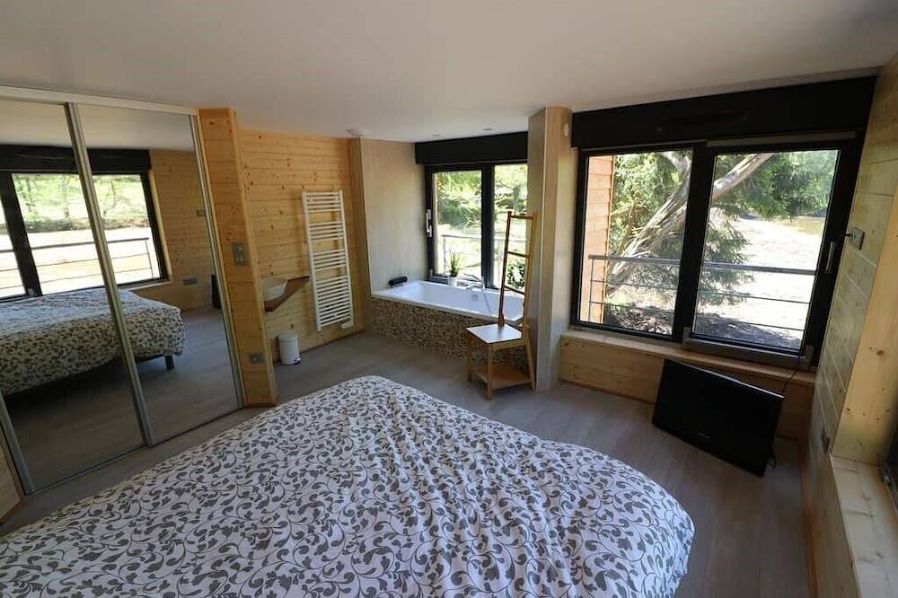Chalet sur Pilotis, Cadre Insolite, au Dessus D'un Étang Dans un Parc Privé in La Petite-Pierre, Región de Saverne