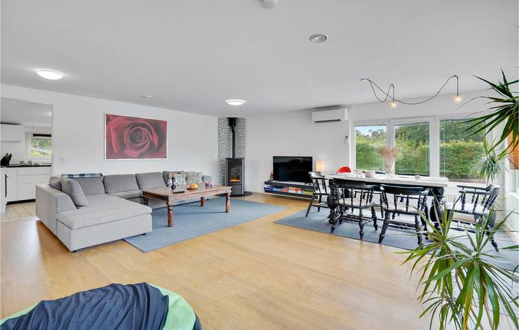 Ferienhaus für 6 Personen mit Terrasse in Kregme, Hovedstaden