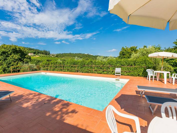 Location de vacances pour 4 personnes, avec jardin ainsi que vue et terrasse à Castellina in Chianti - 2