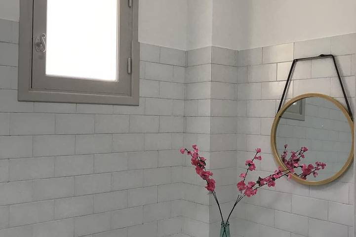 Location de vacances pour 6 personnes, avec terrasse à Châteauneuf-Villevieille - 4