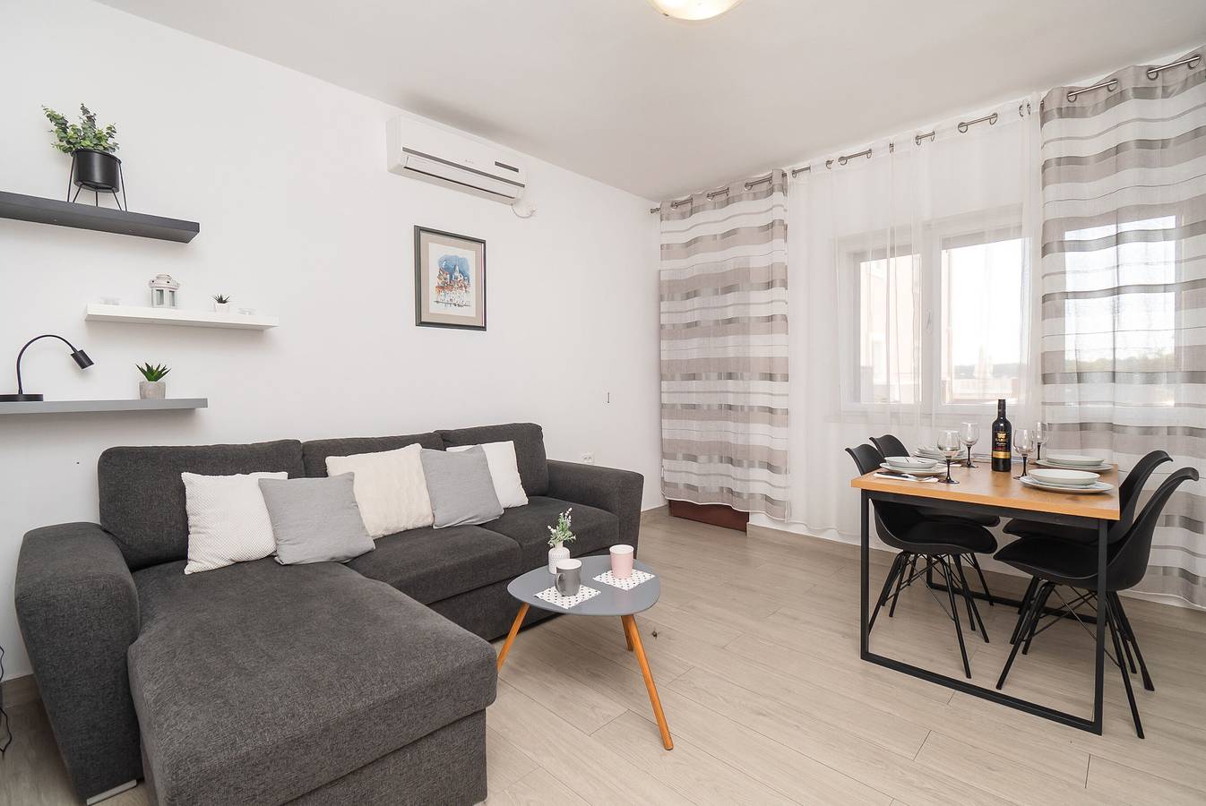 Ganze Wohnung, Apartment Ivana in Brodarica, Šibenik-Knin