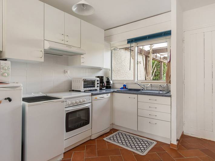 Location de vacances pour 6 personnes, avec terrasse, animaux acceptés dans Plage de La Roquille - 4