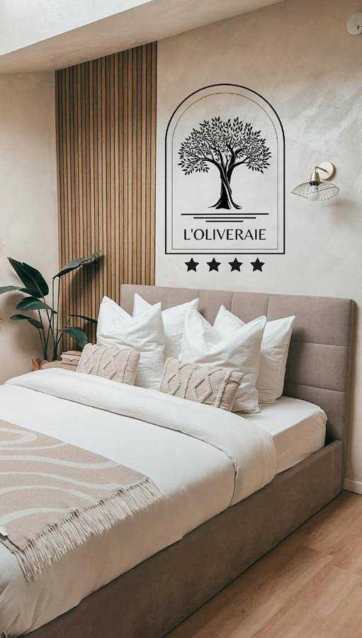 L'Oliveraie d'Eurocentre - Parking, Wifi & Petit-Déjeuner in Castelnau-d'Estrétefonds, Haute-Garonne