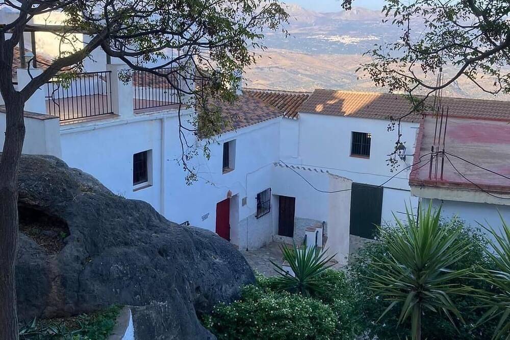 Casa Sin Numero, an authentic village house. in Comares, Provincia de Málaga
