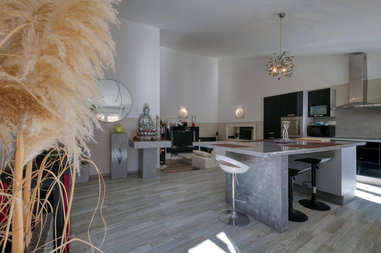Ganze Wohnung, Two-Bedroom Apartment in Alignan-du-Vent, Mittelmeerküste (Frankreich)