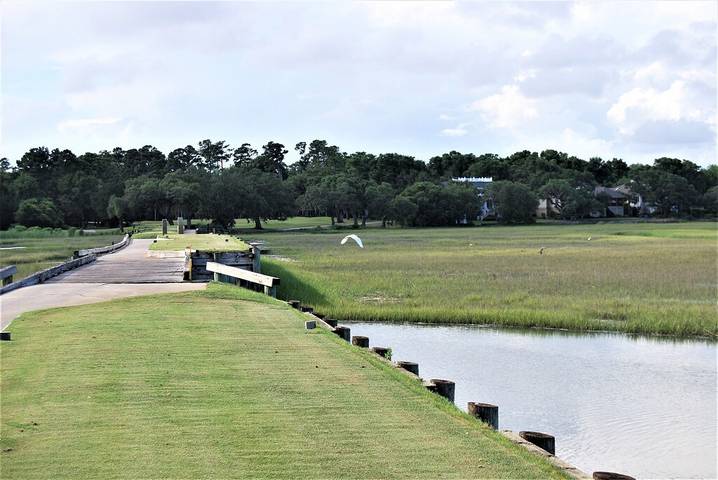 Vacation rental for 6 people, with balcony and pool in Pawleys Island