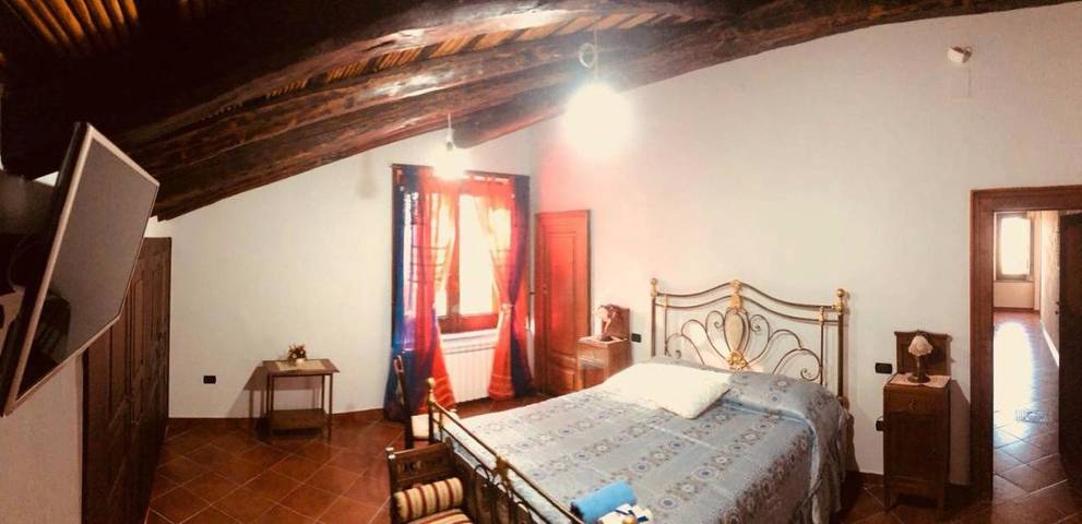 Casa vacanza per 4 persone, con Terrazza e Giardino nonché Panorama a Randazzo