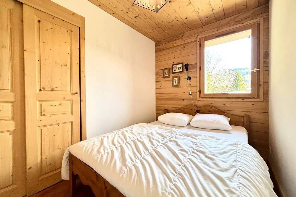 Appartement entier, Appartement de charme avec une superbe vue sur le Mont Charvin in Notre-Dame-de-Bellecombe, Région d'Albertville