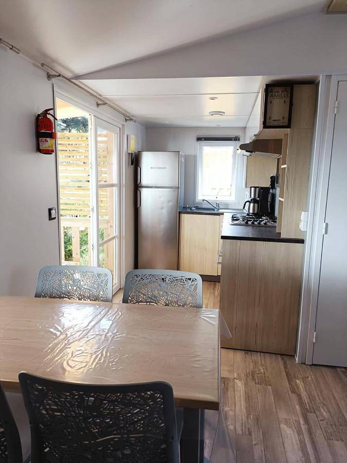 Camping pour 6 personnes, avec piscine ainsi que jacuzzi et terrasse, animaux acceptés à Quiberon - 4