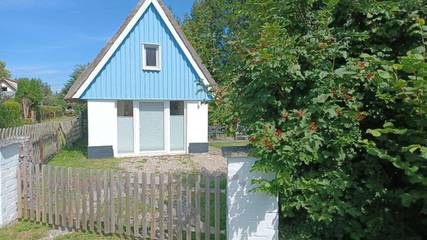 Ferienhaus für 2 Personen, mit Terrasse und Garten in Dierhagen