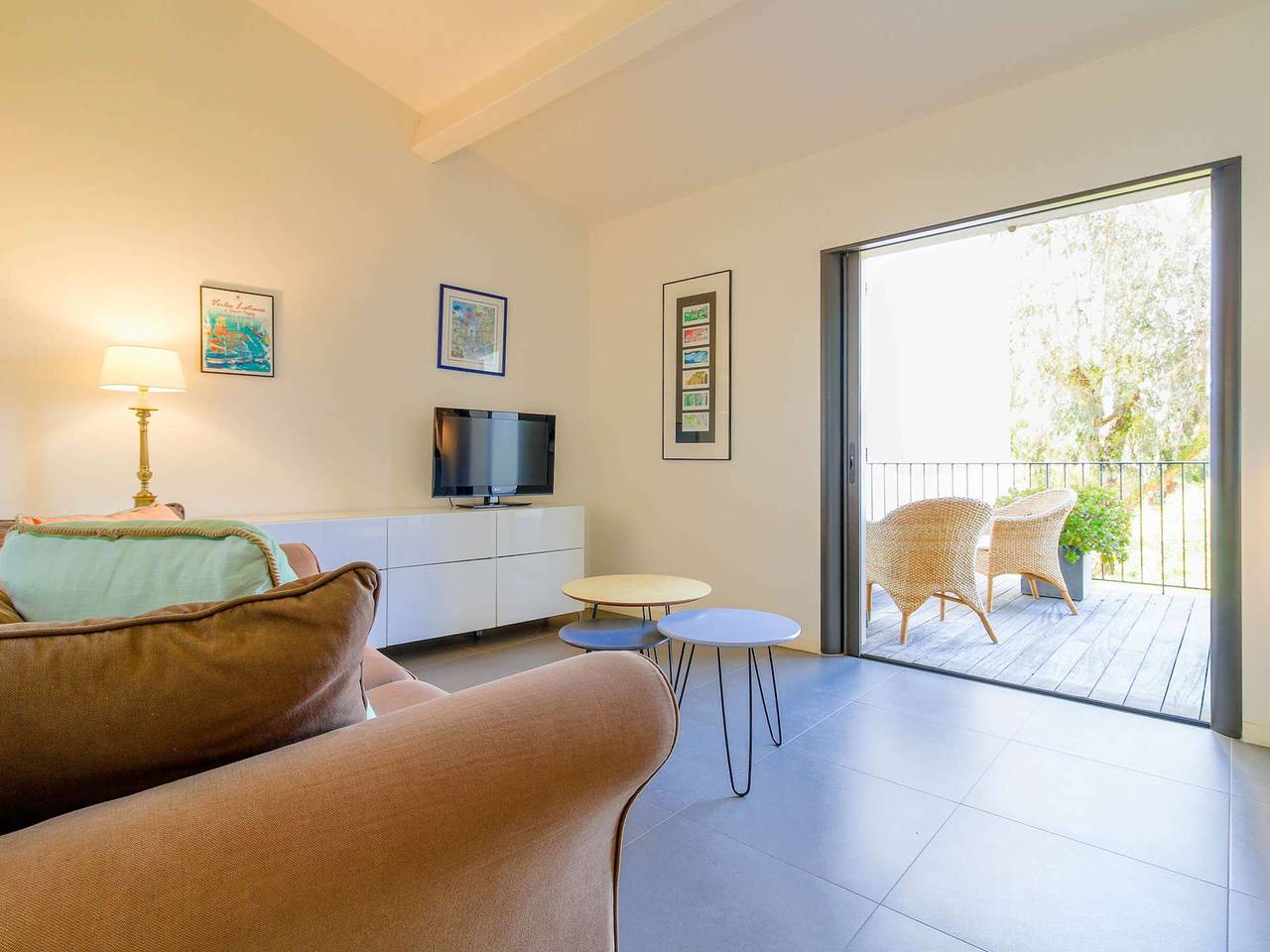 Apartamento entero, Luminoso loft en el centro de Le Lavandou, se admiten mascotas, 2 habitaciones in Le Lavandou, Region de Toulon