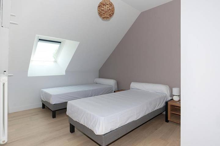 Hôtel pour 3 personnes, avec terrasse et jardin à Saint-Brisson - 3