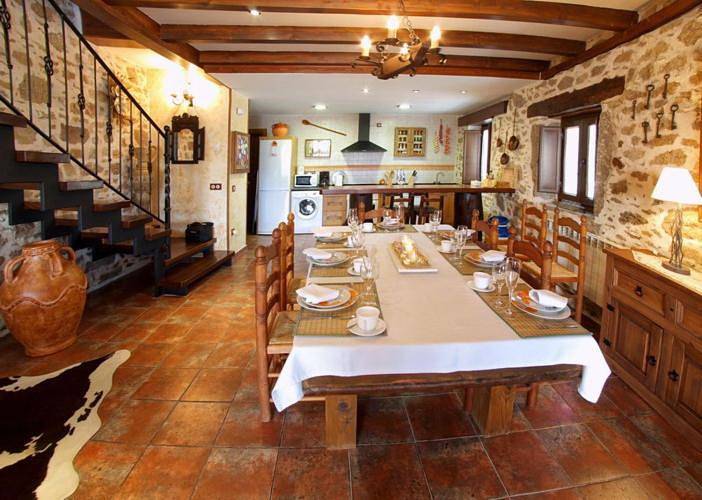 Casa de vacaciones para 8 personas, con jardín además de terraza y vistas en Provincia de Ávila - 3