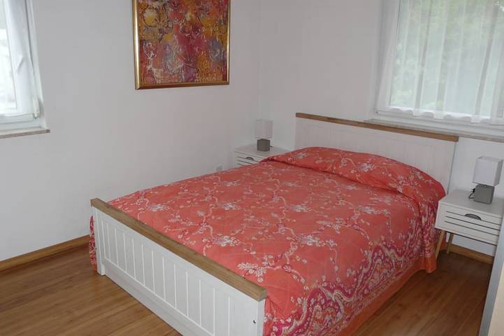 Gîte pour 4 personnes, avec balcon à Mollens - 2