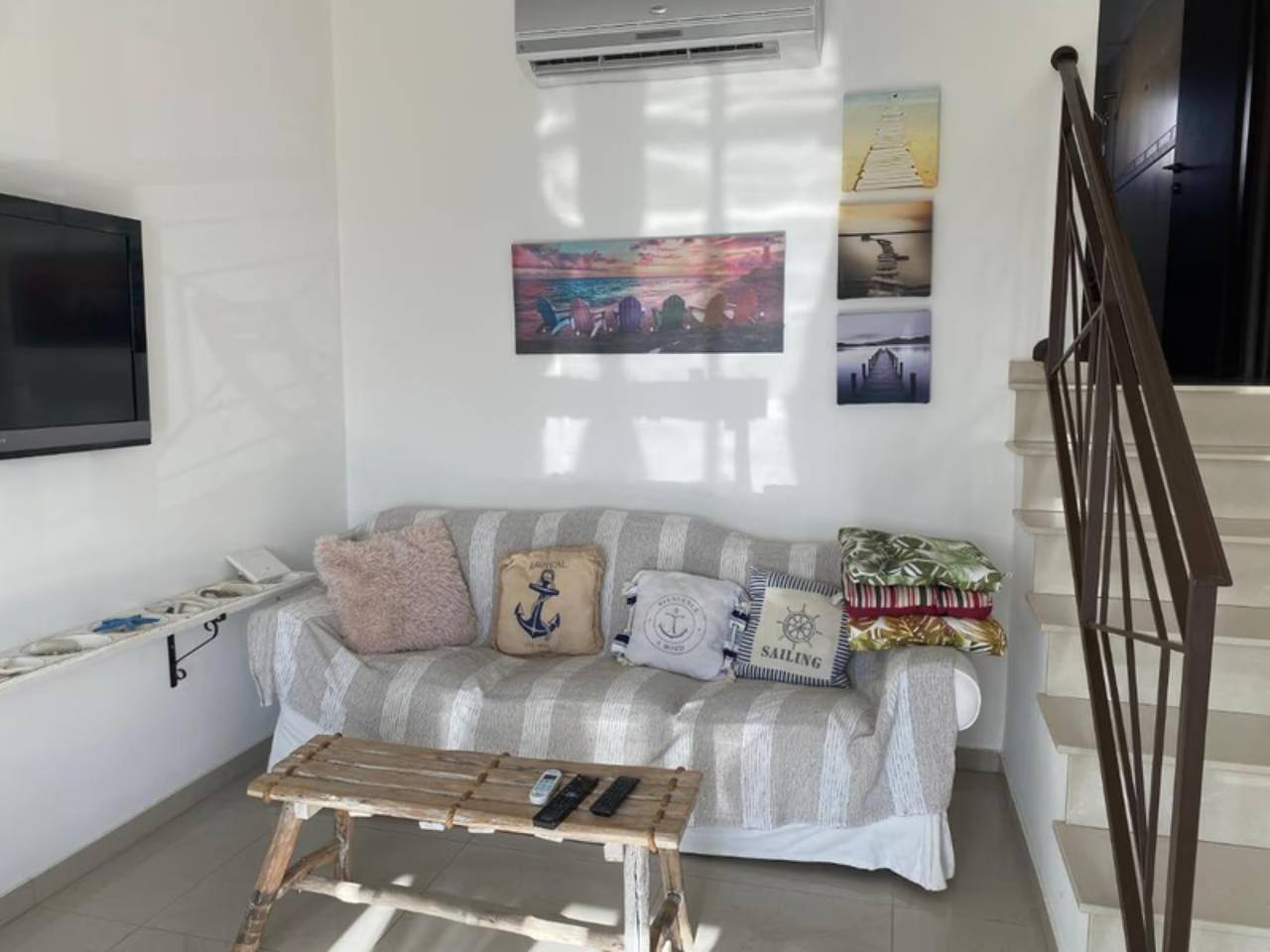 Appartement entier, Duplex 2 chambres avec vue Montagne et Mer in District de Larnaca