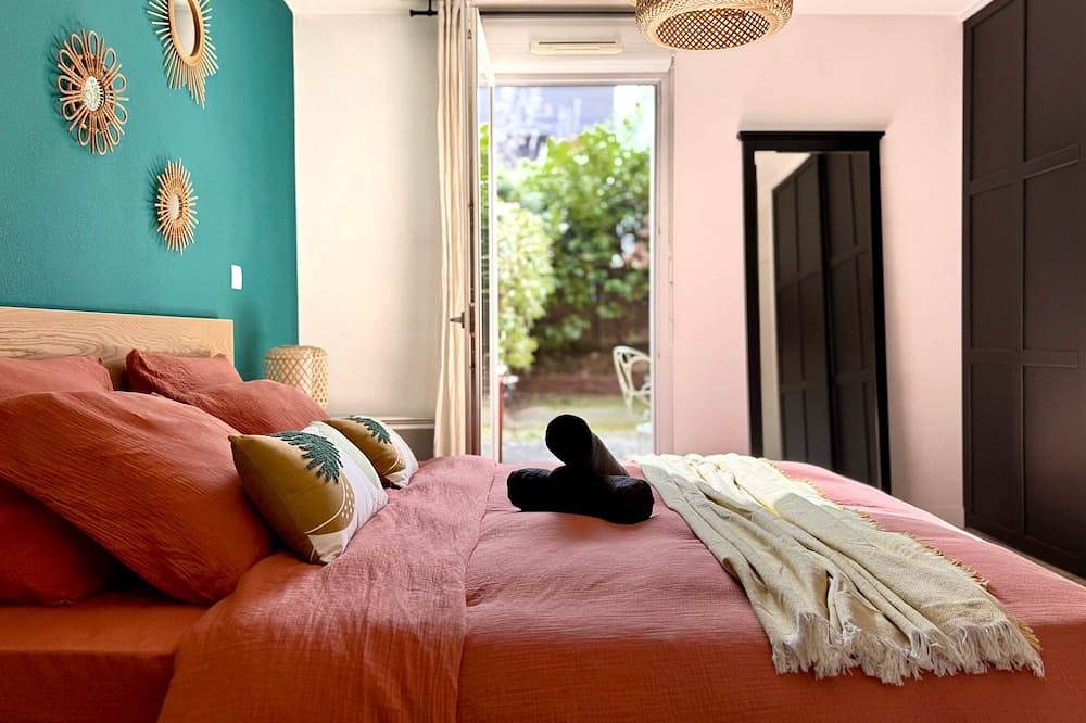 La Paillote de Lulu, Hôpitaux Facultés, Tramway in Montpellier, Côte d'Améthyste