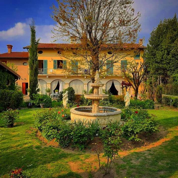 Chambre d’hôte pour 4 personnes, avec Terrasse ainsi que Jardin et Vue à Passirano