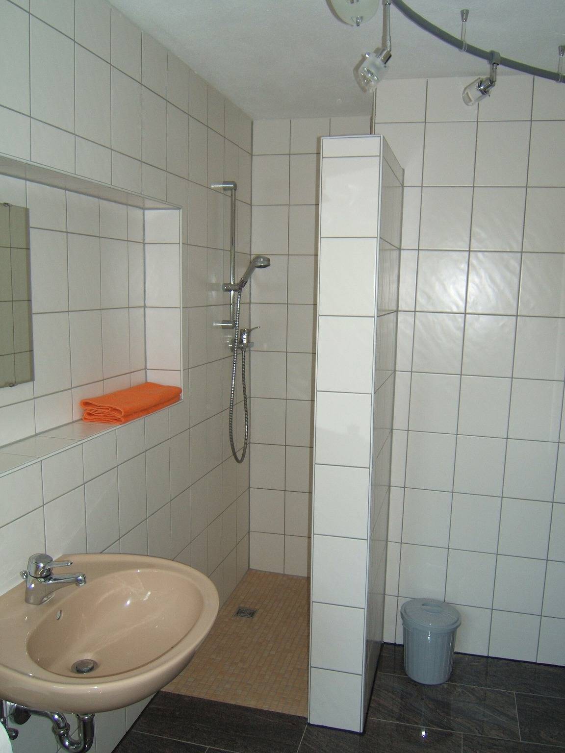 Ganze Wohnung, Ferienwohnung '32qm' mit Privatterrasse und Wi-Fi in Herdwangen-Schönach, Region Bodensee-Oberschwaben
