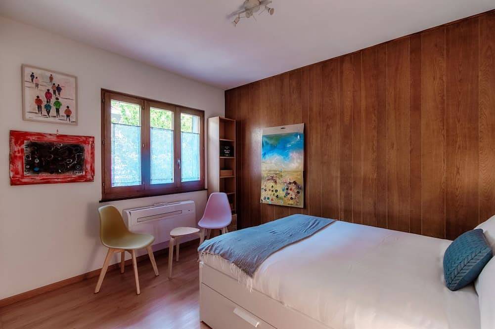 Ganze Wohnung, Im charakteristischen Dorf Bissone (Casa In Contrada) in Bissone, Luganersee