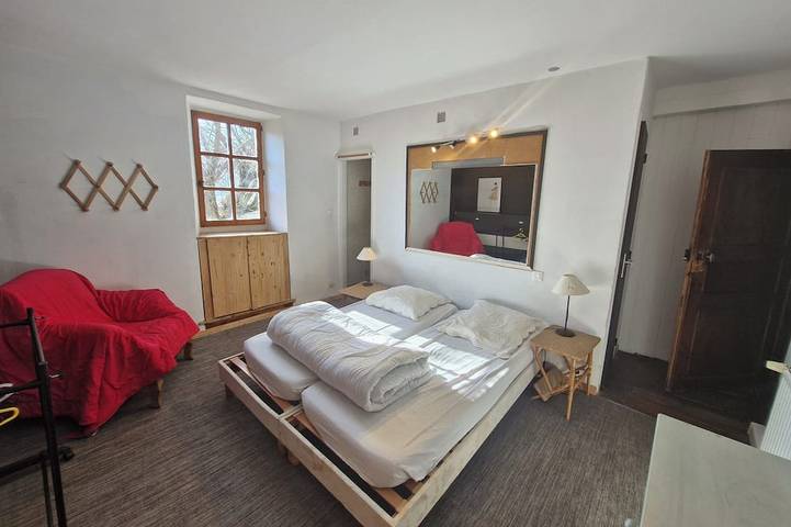 Großes Familienhaus in den Bergen mit Schwimmbad in Faucon-de-Barcelonnette, Barcelonnette und Umgebung