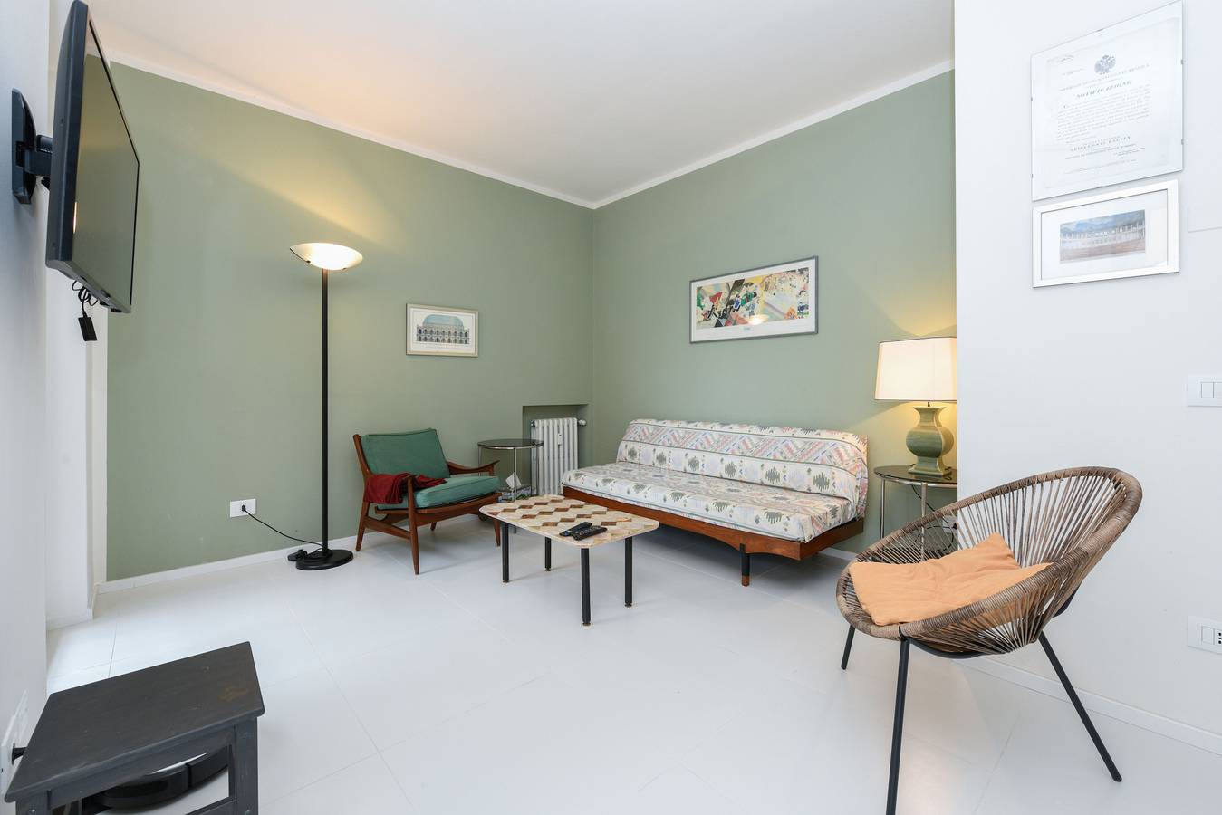 Entire apartment, Garden Apartment Bardolino in Bardolino, Garda Mountains