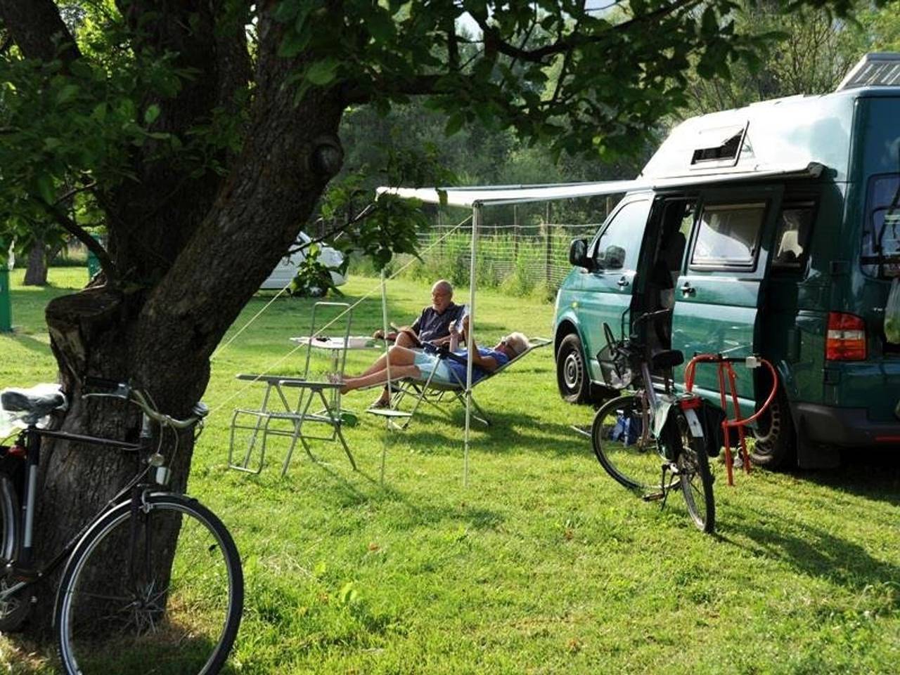Ganze Ferienwohnung, Camping Badlerhof - Komfortplatz 80-100m² inkl. 2 Personen in Laas, Nationalpark Stilfser Joch