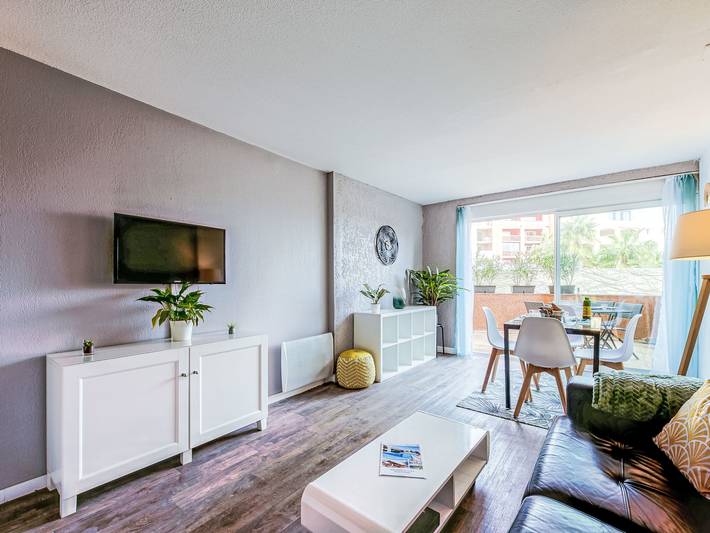 Ferienwohnung für 4 Personen, mit Kinderpool und Garten sowie Terrasse, mit Haustier in Gassin