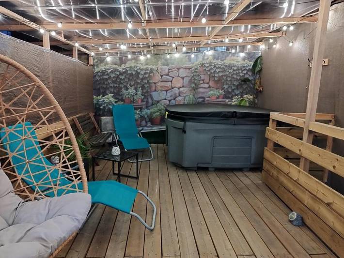 Gîte pour 8 personnes, avec vue et terrasse à Saint-Léonard-de-Noblat - 4