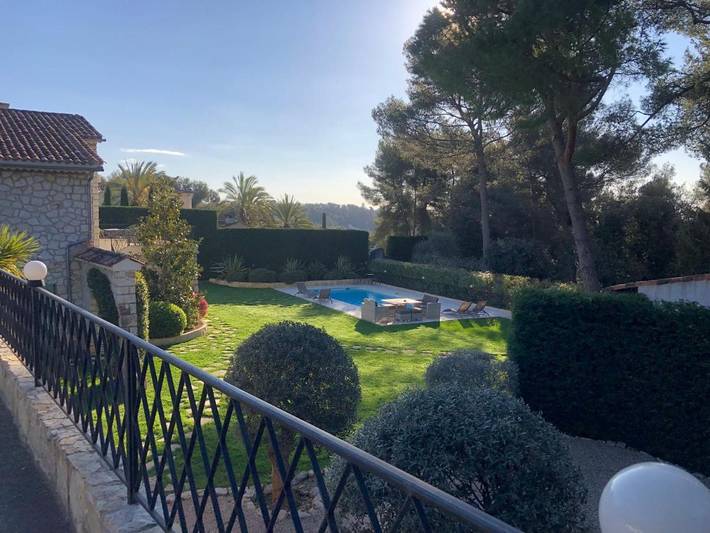 Villa pour 11 personnes, avec Balcon et Terrasse ainsi que Jardin et Piscine à La Colle-sur-Loup