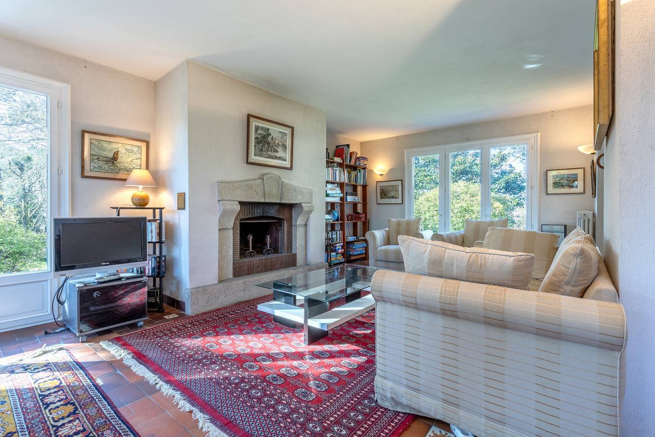 Holiday Home 'Grande Maison Familiale' with Private Terrace and Private Garden in Douarnenez, Iroise