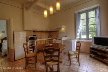 Casa De Huéspedes para 4 Personas en Azilone-Ampaza, Córcega del Sur, Foto 3