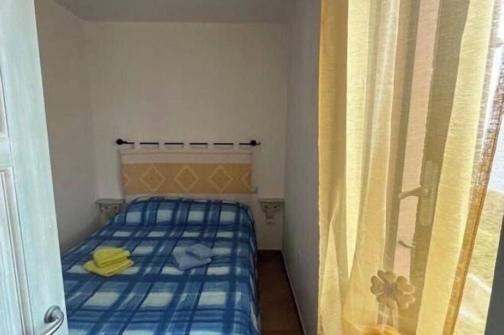 Ganze Wohnung, Apartment in villa with sea view in Torre del Pozzo, Cuglieri
