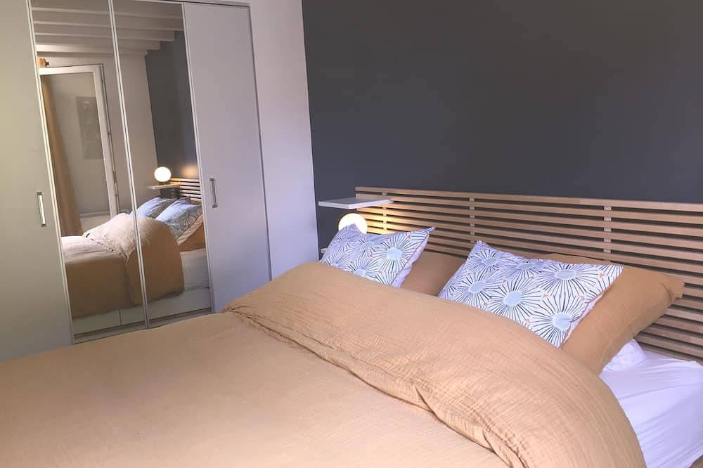 Villa Montpellier avec piscine 10 mn du centre ville 8 km de la plage . in Hôpitaux-Facultés, Montpellier