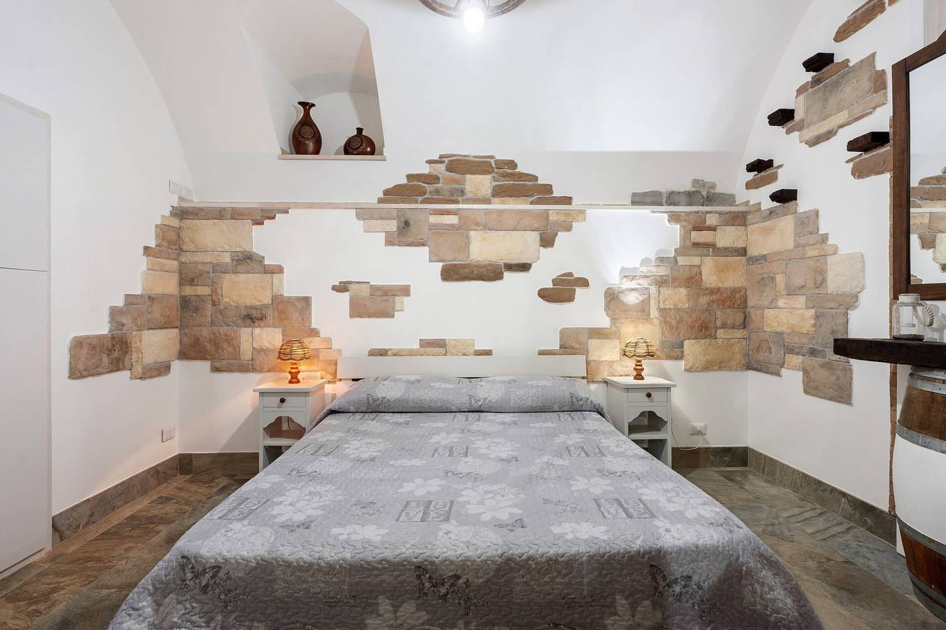 Ganze Wohnung, Ferienwohnung 'La Cantina Di Alba E Tramonto' mit Wi-Fi und Klimaanlage in Pimonte, Monti Lattari