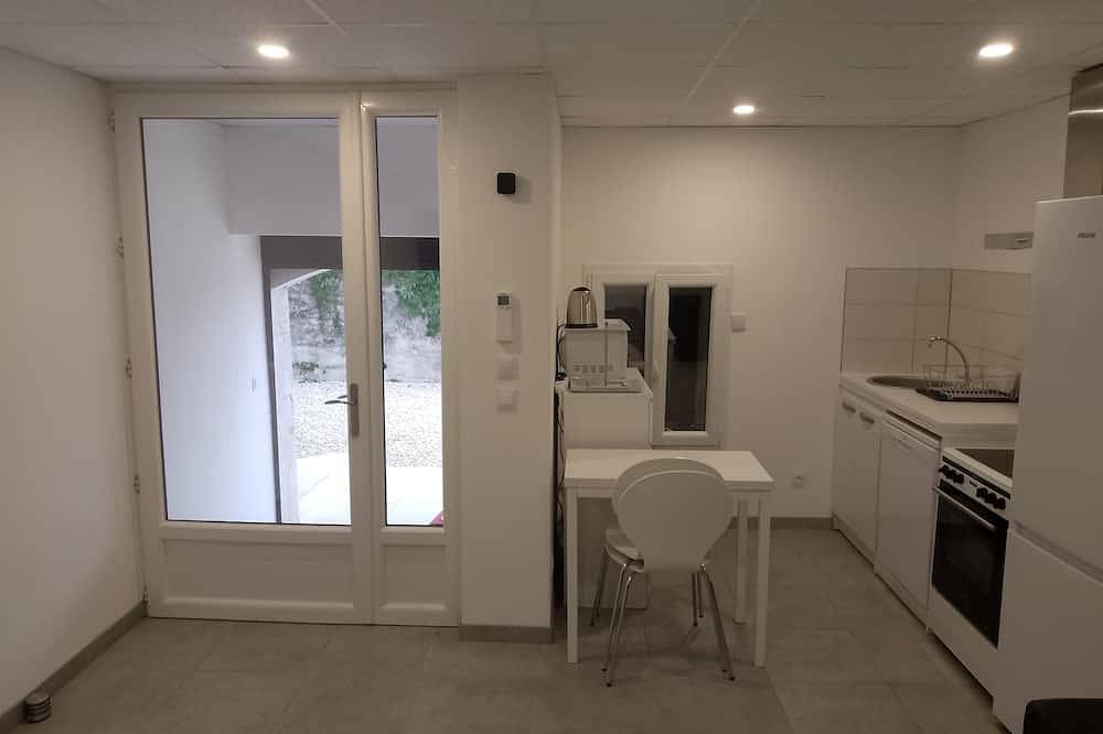 Appartement entier, T2 dans une ferme rénovée aux portes d'Annecy in Vaulx, Région d'Annecy