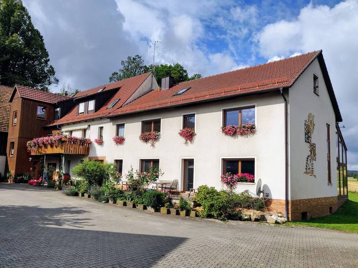 Ferienwohnung für 4 Personen, mit Garten und Balkon, kinderfreundlich - 1