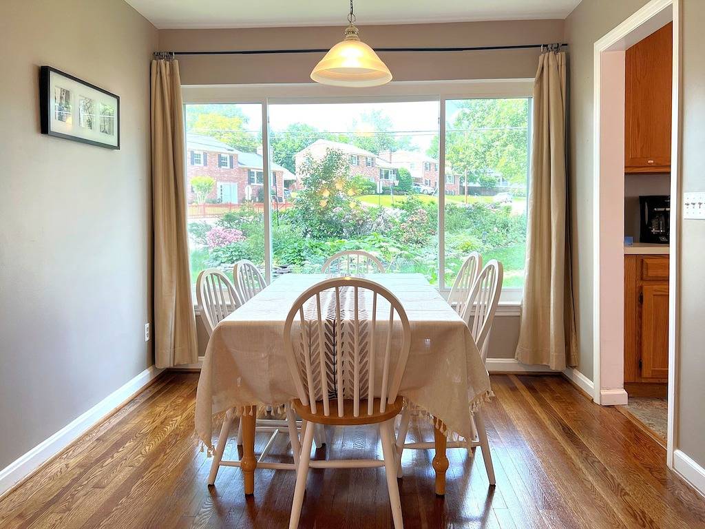 Entire Cozy 3 bedrooms Single Bungalow House in Arlington Near Dc in Arlington (VA), Arlington County