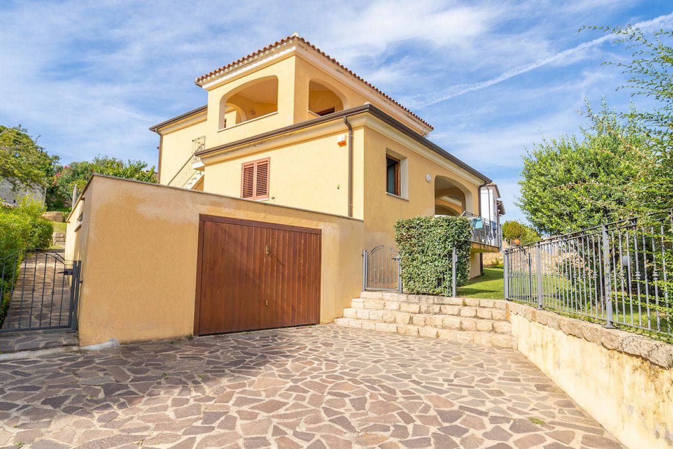 Entire apartment, Non Disponibile Citai Trilo 6  in San Teodoro, Olbia-Tempio